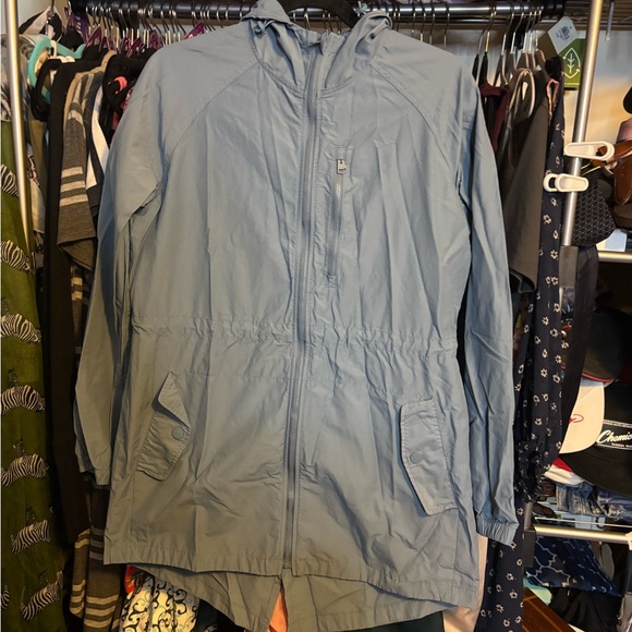 Fat Face United Kingdom  Light Blue Rain Jacket - Picture 1 of 3